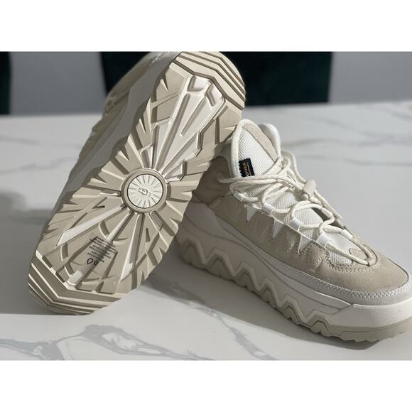 UGG CapTrail High women Size 9 beige - Picture 5 of 9